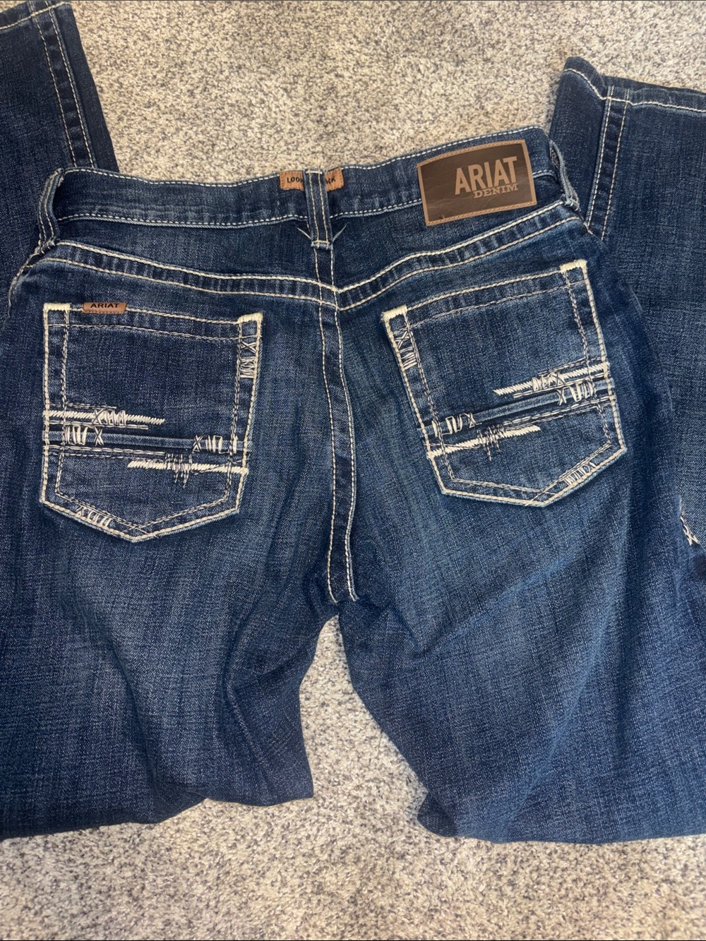Ariat Men’s Indigo Relaxed Fit Distressed Back Pocket Jeans - Picture 3 of 7